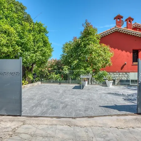 Villa Ground Floor Graziella 200 M From The