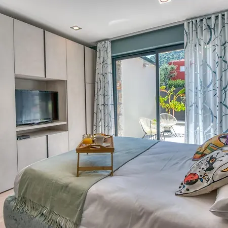 Villa Ground Floor Graziella 200 M From The