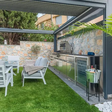 Ground Floor Graziella 200 M From The Villa
