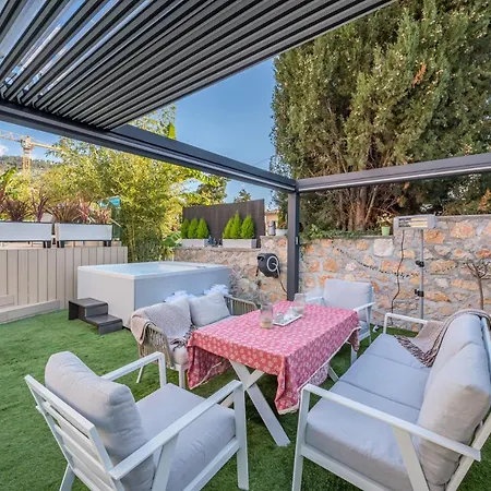 Villa Ground Floor Graziella 200 M From The Eze